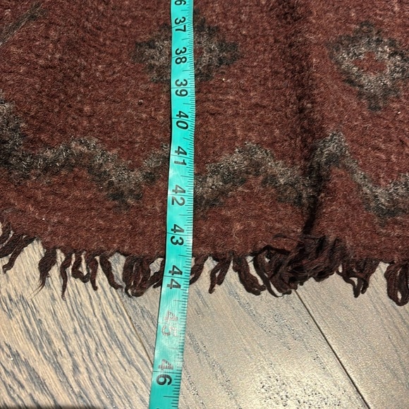 Wilfred Diamond Mosaic wool burgundy grey Reversible Blanket Scarf - Picture 11 of 15